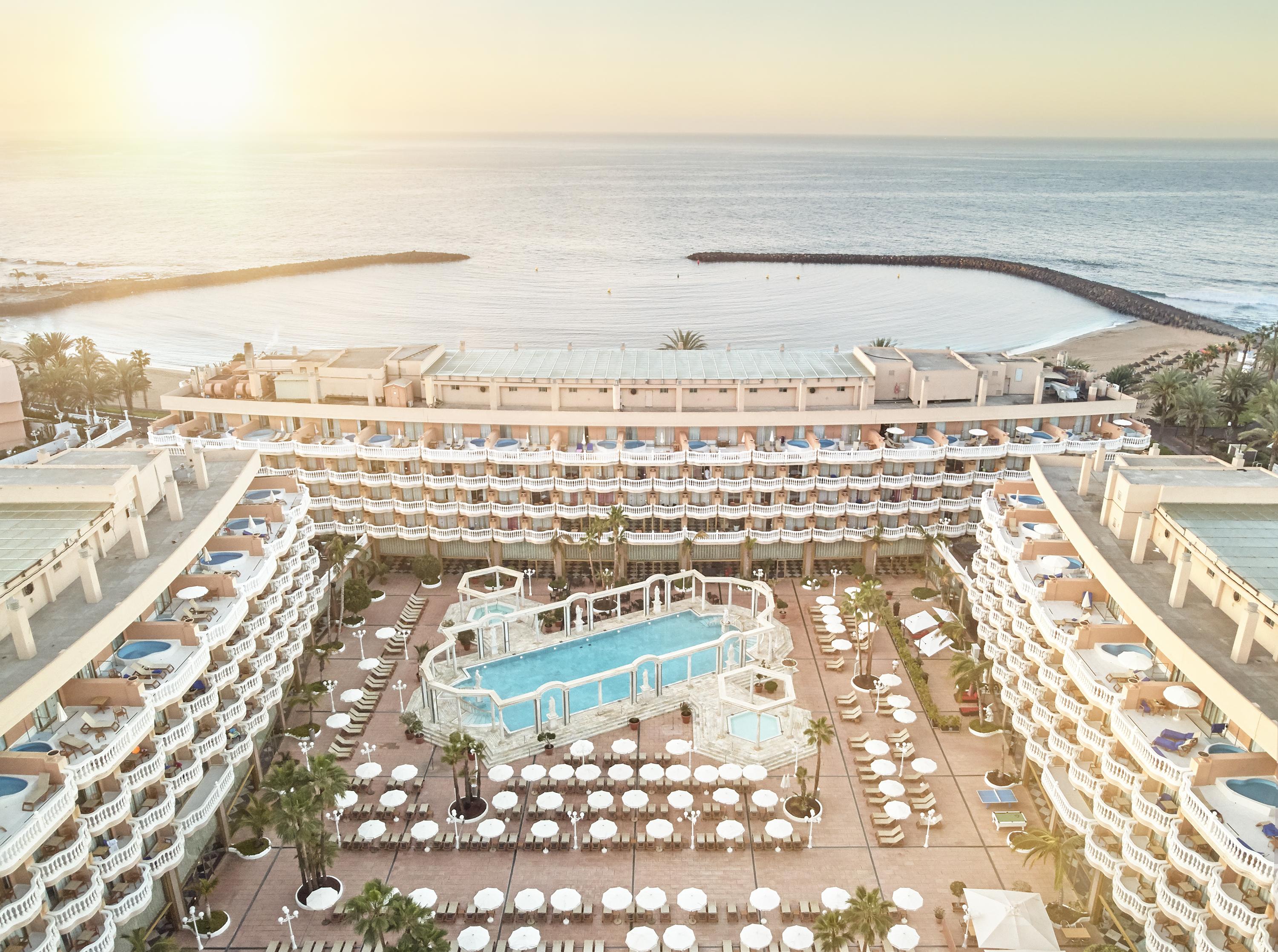Hotel Cleopatra Palace Playa de las Americas  Exteriér fotografie